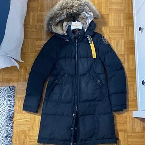 Black parajumpers parka. Size small ladies